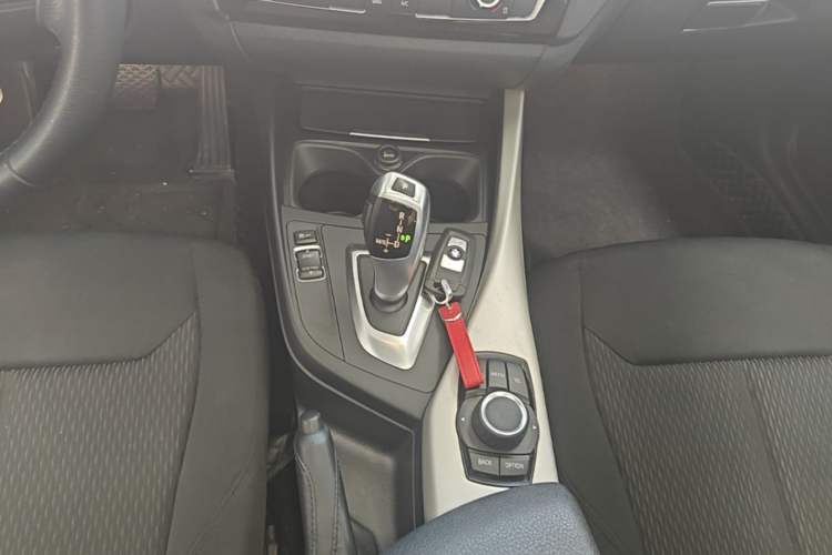 Used BMW 1 Series 2016 118i Leading Model Gear Lever