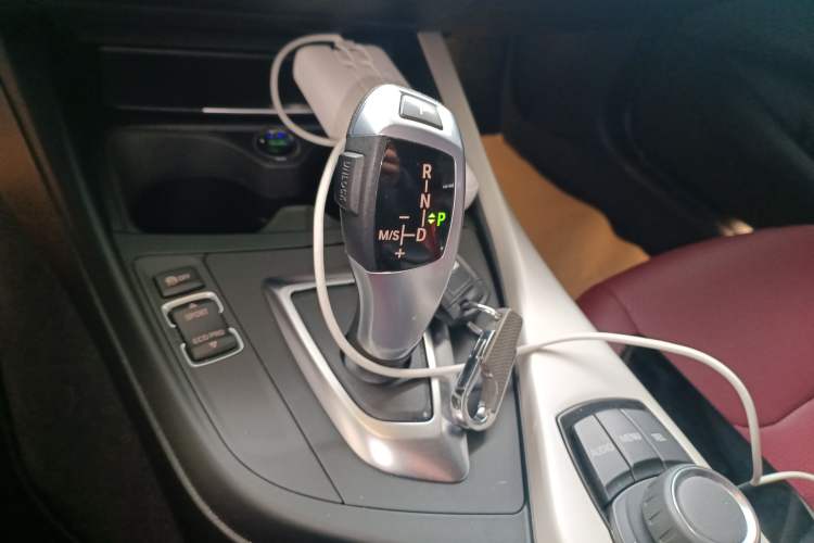Used BMW 1 Series 2016 118i Leading Model Gear Lever