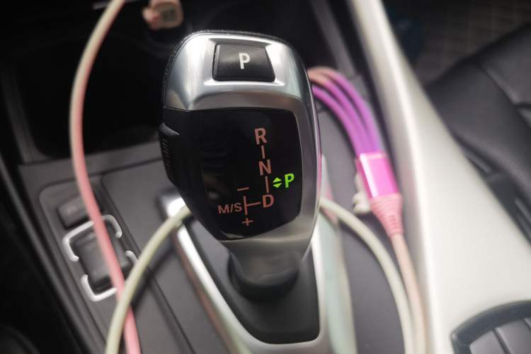 Used BMW 1 Series 2016 118i Leading Model Gear Lever