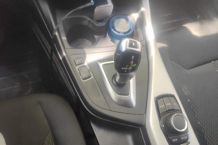 Used BMW 1 Series 2016 118i Leading Model Gear Lever