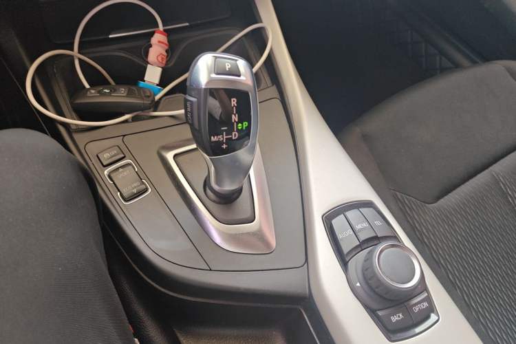 Used BMW 1 Series 2016 118i Leading Model Gear Lever