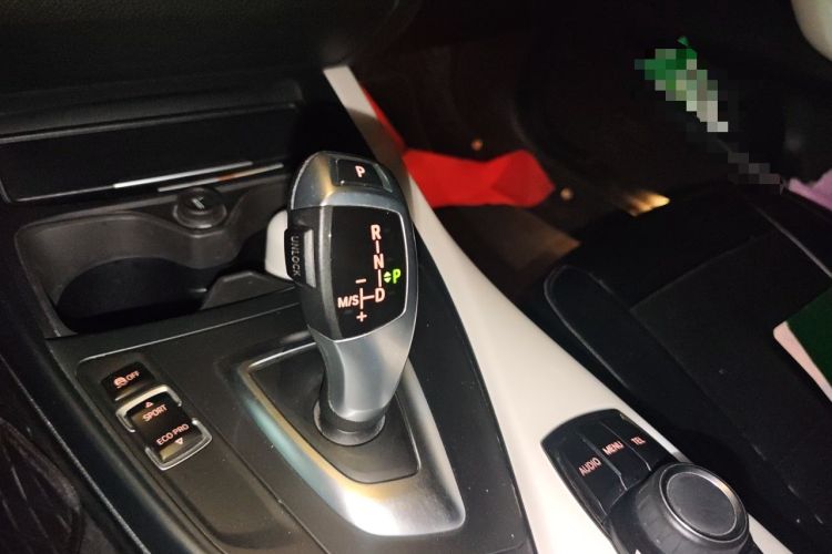 Used BMW 1 Series 2016 118i Urban Design Package Gear Lever