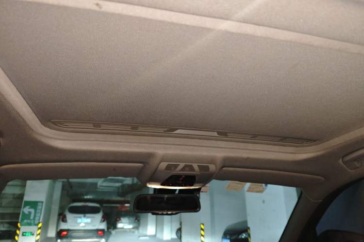 Used BMW 1 Series 2016 118i Leading Model Headliner