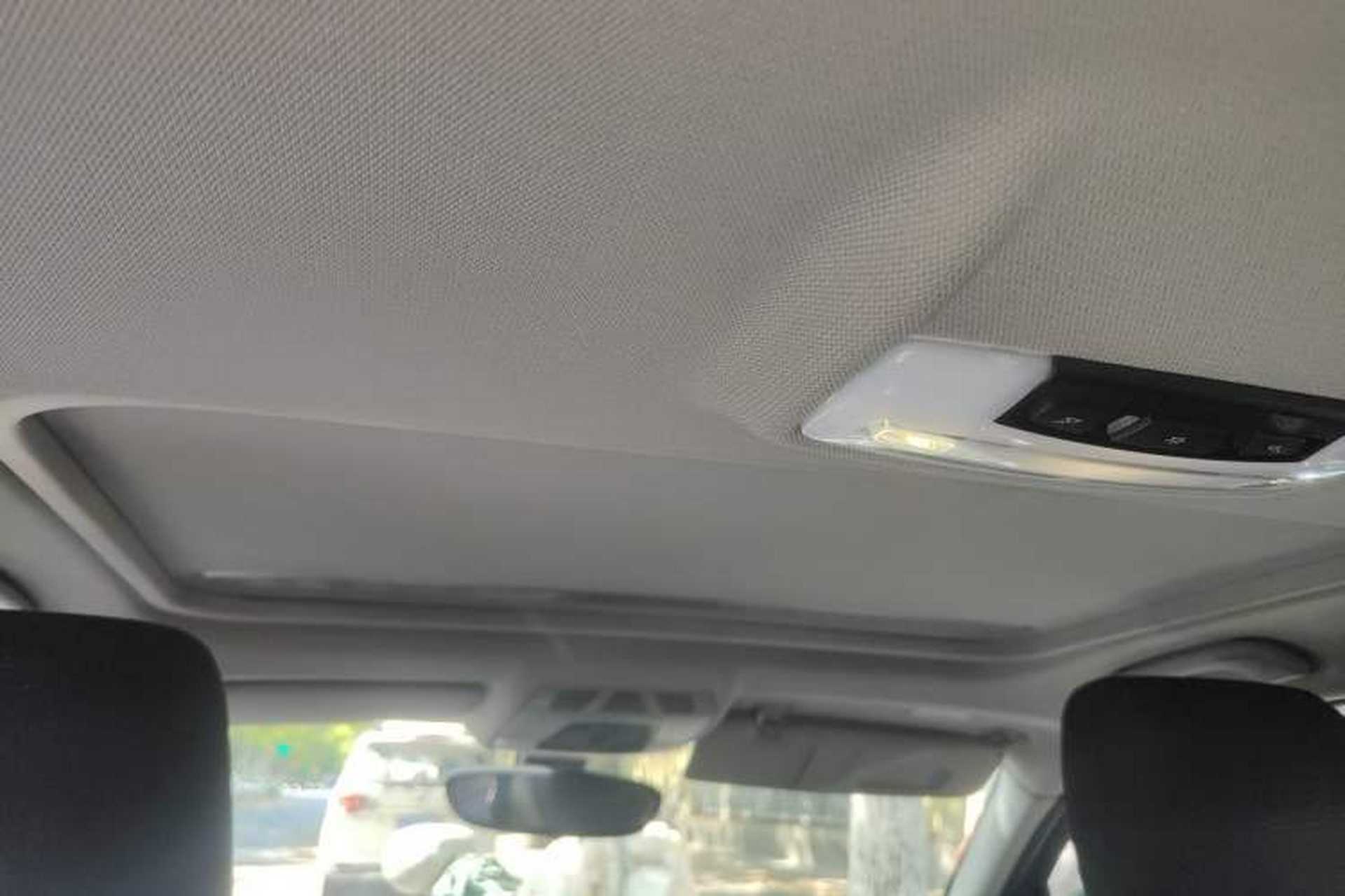 Used BMW 1 Series 2016 118i Leading Model Headliner
