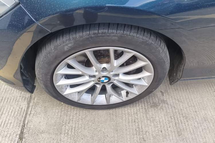 Used BMW 1 Series 2016 120i Leading Model Left Front Wheel Hub
