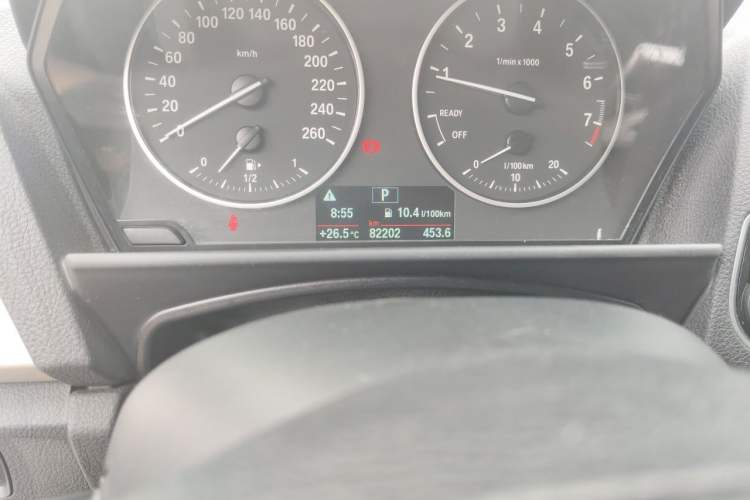 Used BMW 1 Series 2016 120i Leading Model Odometer Close Up