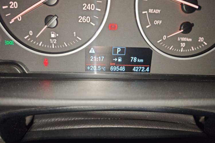 Used BMW 1 Series 2016 118i Leading Model Odometer Close Up