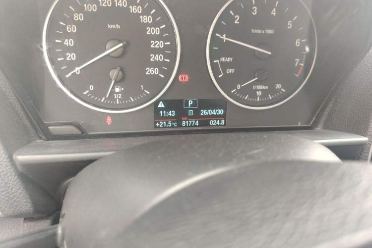Used BMW 1 Series 2016 120i Leading Model Odometer Close Up