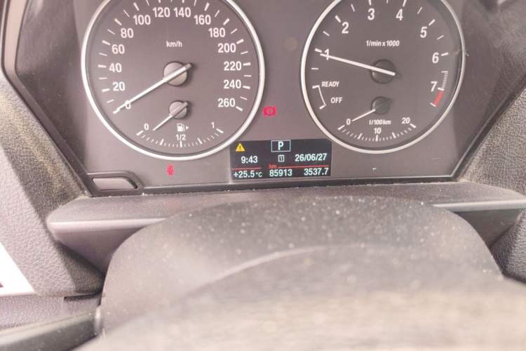 Used BMW 1 Series 2016 118i Leading Model Odometer Close Up