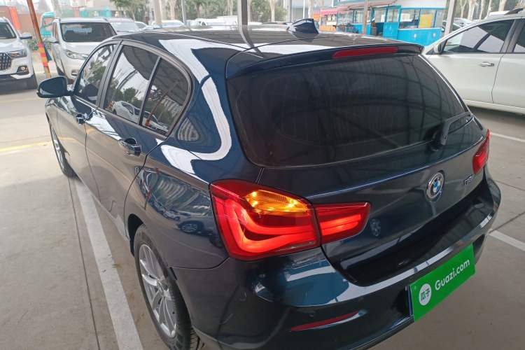Used BMW 1 Series 2016 118i Leading Model Rear Left 45 Deg