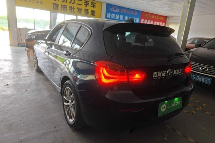 Used BMW 1 Series 2016 118i Leading Model Rear Left 45 Deg