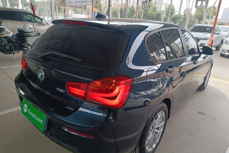 Used BMW 1 Series 2016 118i Leading Model Rear Right 45 Deg
