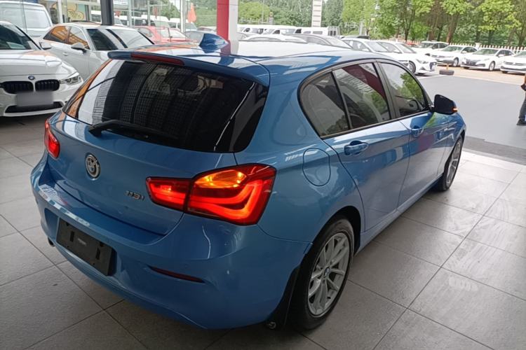 Used BMW 1 Series 2016 118i Leading Model Rear Right 45 Deg
