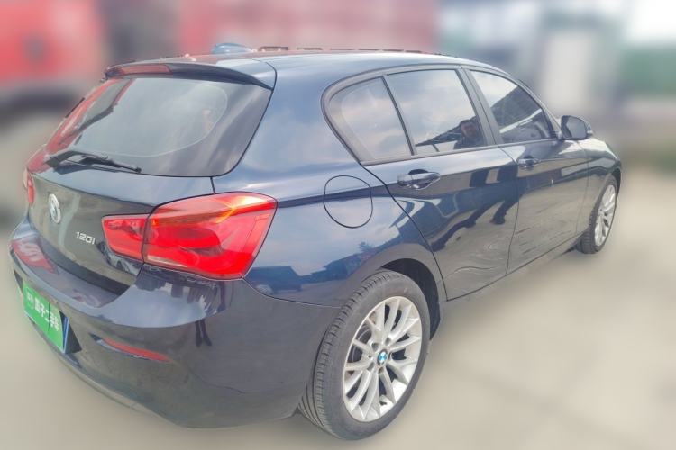 Used BMW 1 Series 2016 120i Leading Model Rear Right 45 Deg