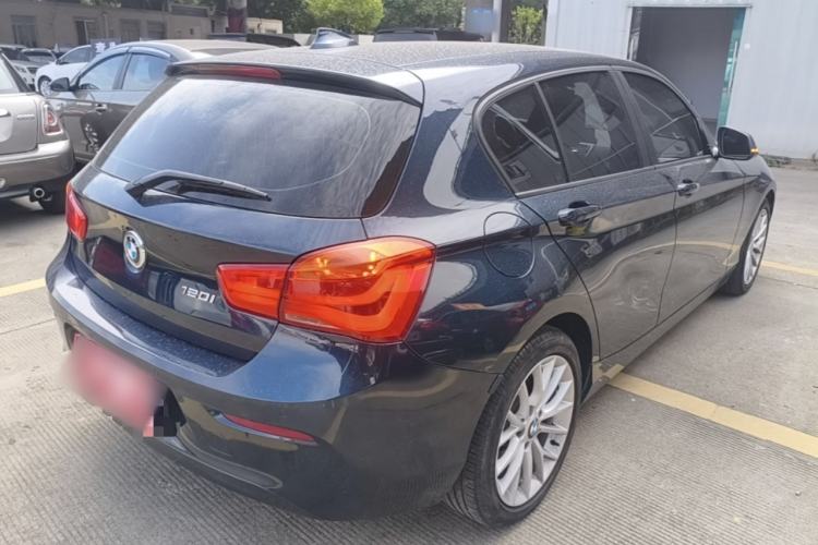 Used BMW 1 Series 2016 120i Leading Model Rear Right 45 Deg