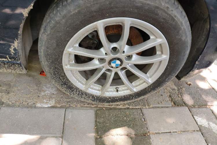 Used BMW 1 Series 2016 118i Leading Model Right Front Wheel Hub