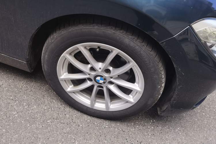 Used BMW 1 Series 2016 118i Leading Model Right Front Wheel Hub