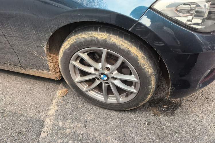 Used BMW 1 Series 2016 118i Leading Model Right Front Wheel Hub
