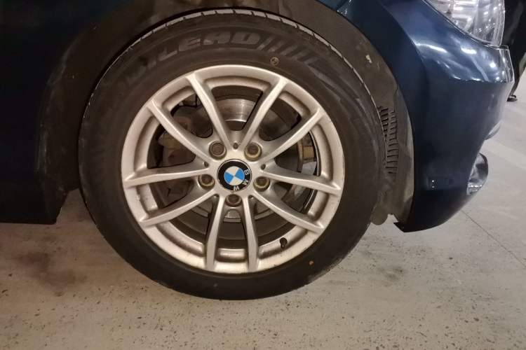 Used BMW 1 Series 2016 118i Leading Model Right Front Wheel Hub