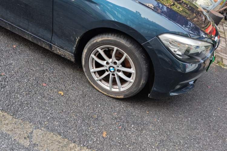 Used BMW 1 Series 2016 118i Leading Model Right Front Wheel Hub