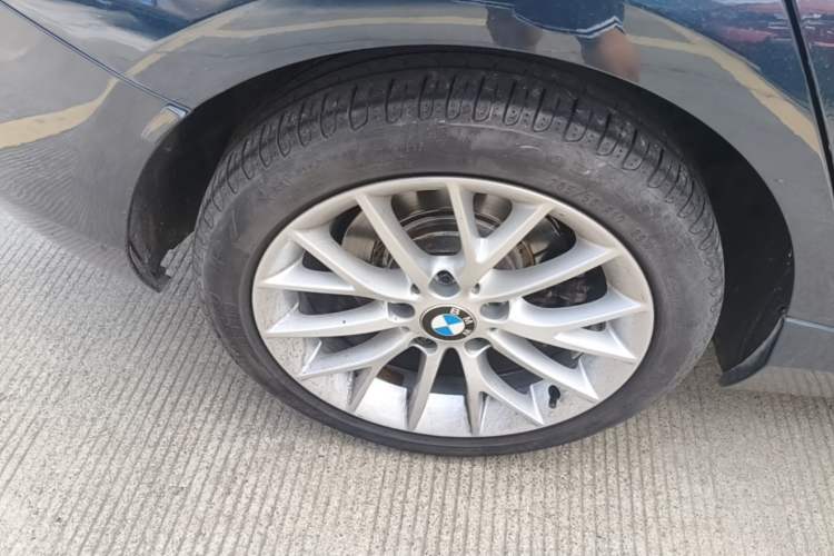 Used BMW 1 Series 2016 120i Leading Model Right Rear Wheel Hub