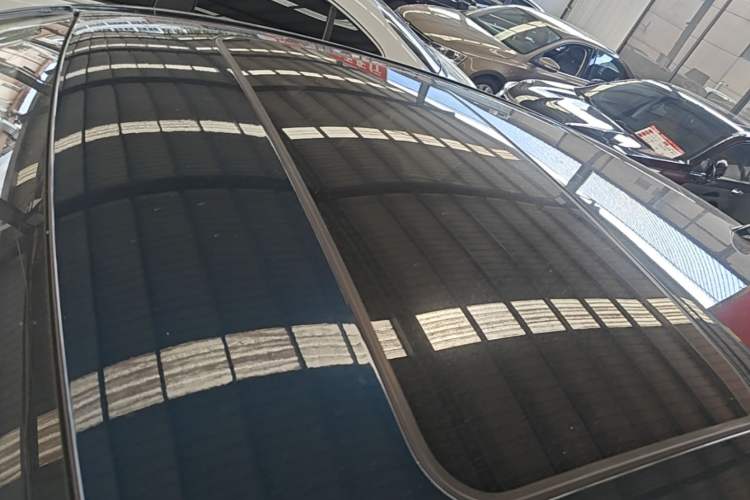 Used BMW 1 Series 2016 118i Leading Model Roof