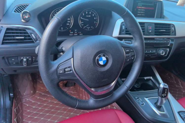 Used BMW 1 Series 2016 118i Leading Model Steering Wheel