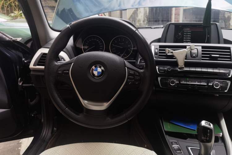 Used BMW 1 Series 2016 118i Leading Model Steering Wheel