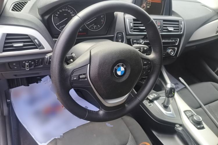 Used BMW 1 Series 2016 120i Leading Model Steering Wheel