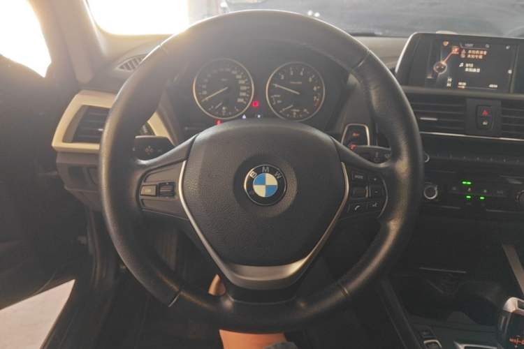 Used BMW 1 Series 2016 118i Leading Model Steering Wheel