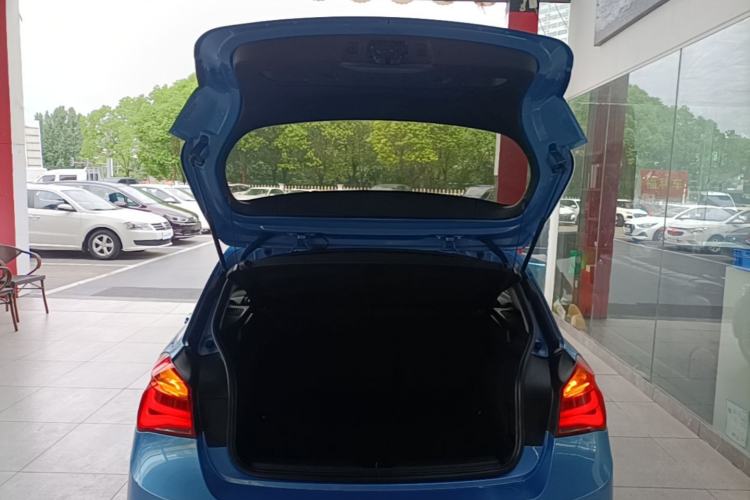 Used BMW 1 Series 2016 118i Leading Model Trunk