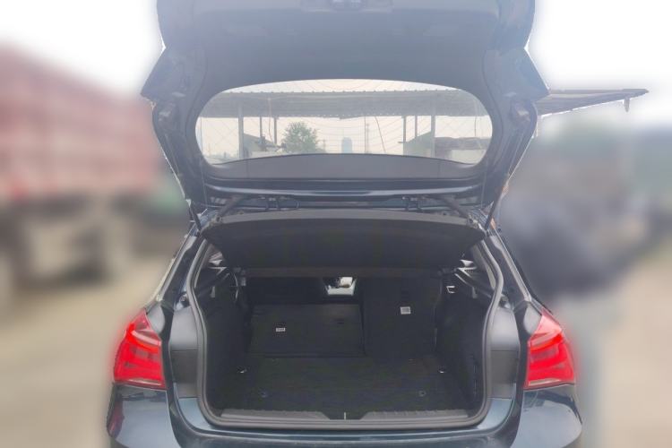 Used BMW 1 Series 2016 120i Leading Model Trunk