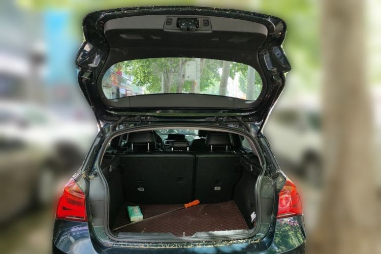 Used BMW 1 Series 2016 118i Leading Model Trunk