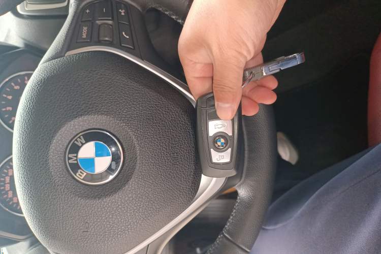 Used BMW 1 Series 2016 118i Leading Model Vehicle Key