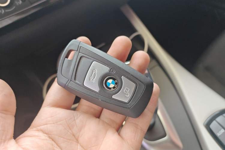 Used BMW 1 Series 2016 118i Leading Model Vehicle Key