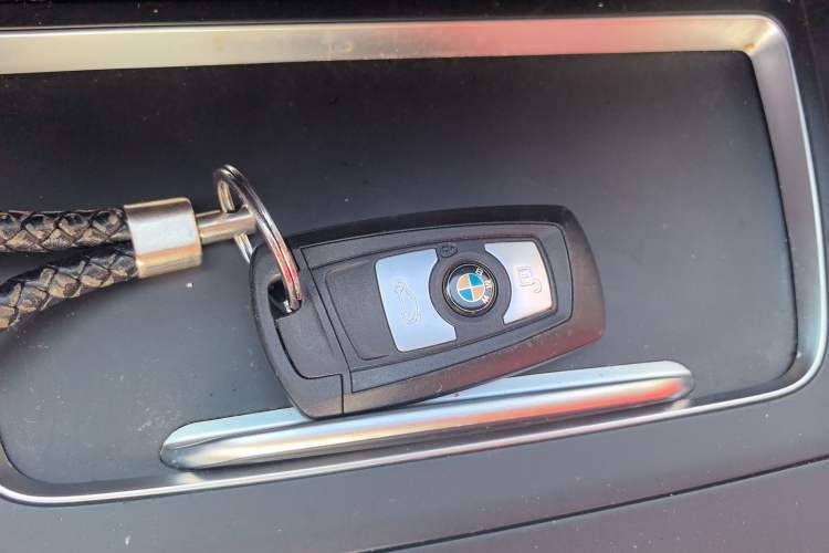 Used BMW 1 Series 2016 118i Leading Model Vehicle Key
