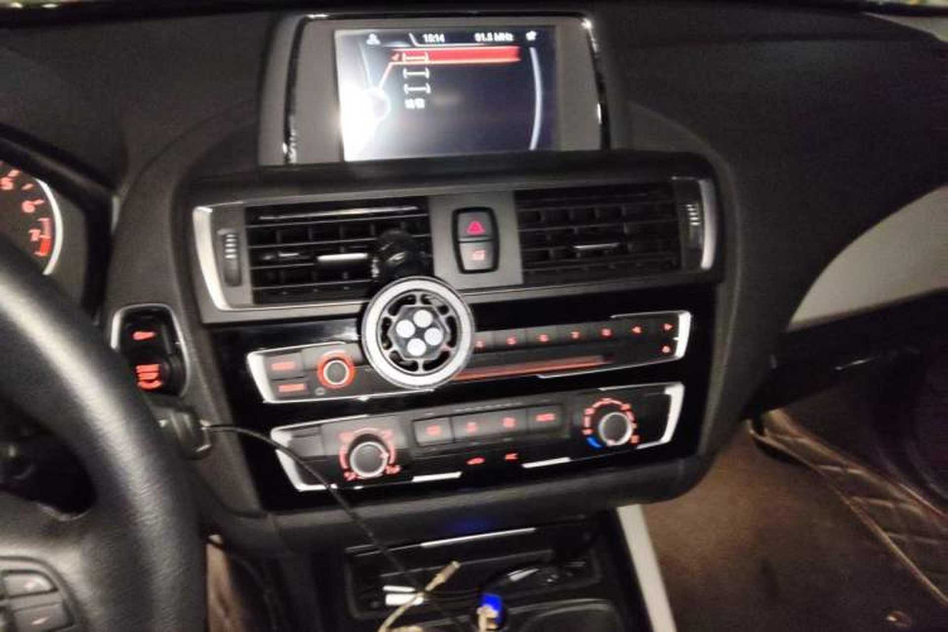 Used BMW 1 Series 2016 118i Leading Model Audio And AC Panel