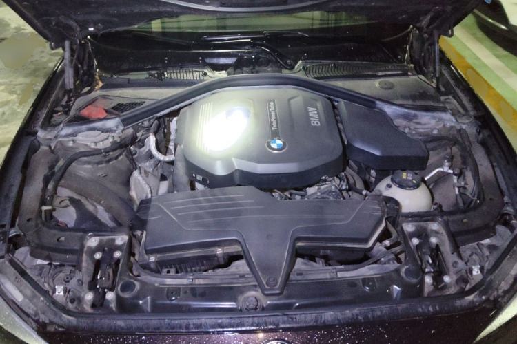 Used BMW 1 Series 2016 118i Leading Model Engine Bay