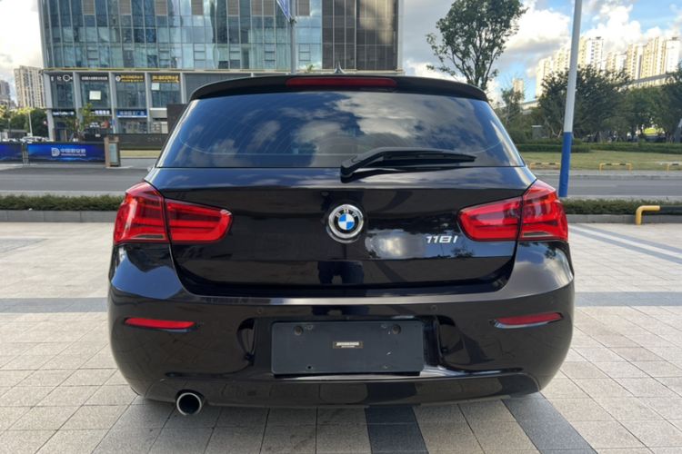Used BMW 1 Series 2016 118i Leading Model Exterior 1