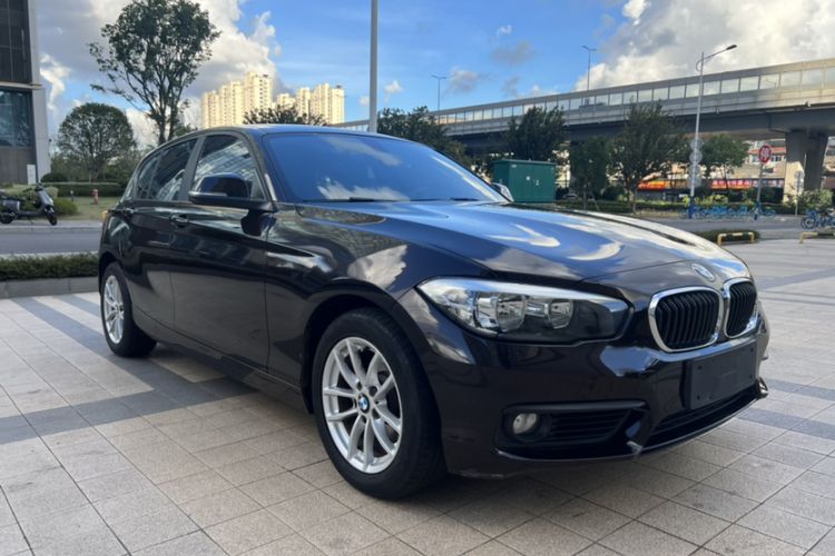 Used BMW 1 Series 2016 118i Leading Model Exterior 2