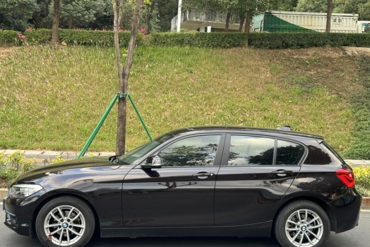 Used BMW 1 Series 2016 118i Leading Model Exterior 3