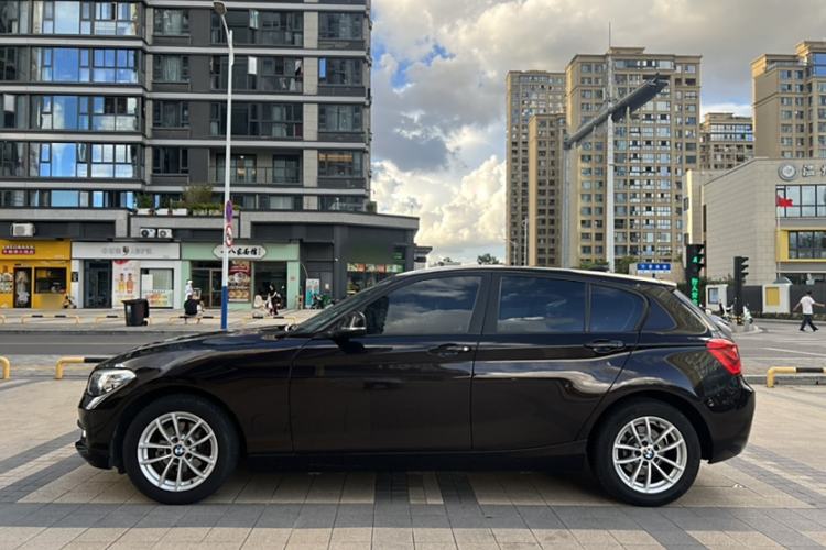 Used BMW 1 Series 2016 118i Leading Model Exterior 3