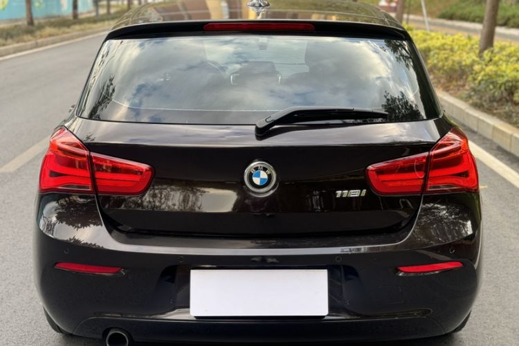 Used BMW 1 Series 2016 118i Leading Model Exterior 5