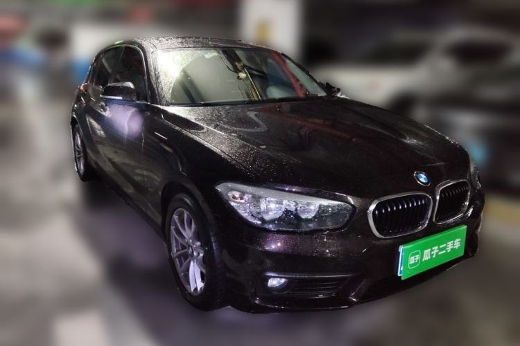 Used BMW 1 Series 2016 118i Leading Model Front Right 45 Deg