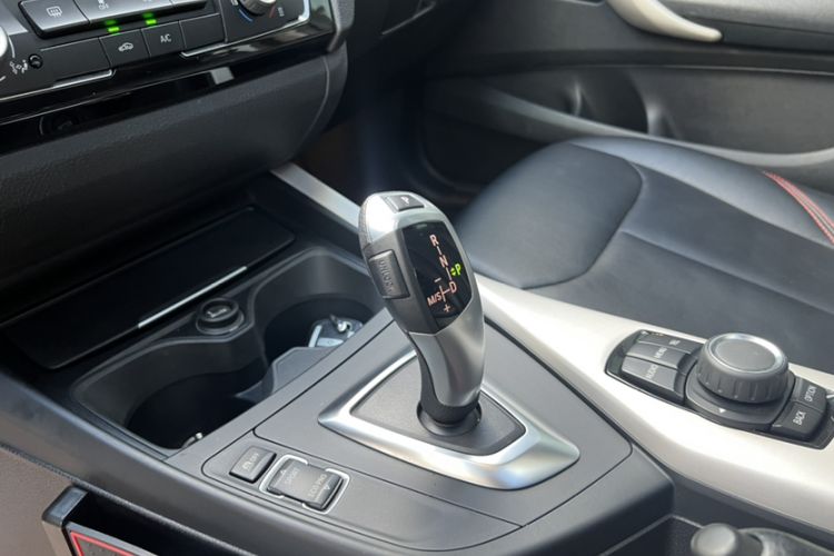 Used BMW 1 Series 2016 118i Leading Model Gear Lever
