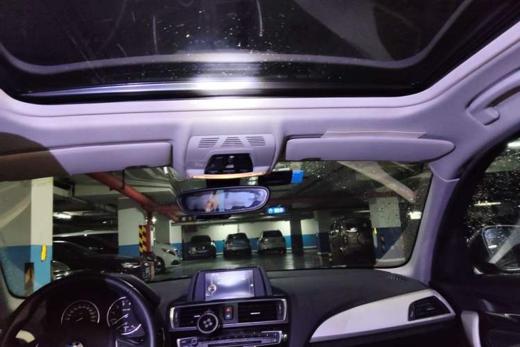 Used BMW 1 Series 2016 118i Leading Model Headliner
