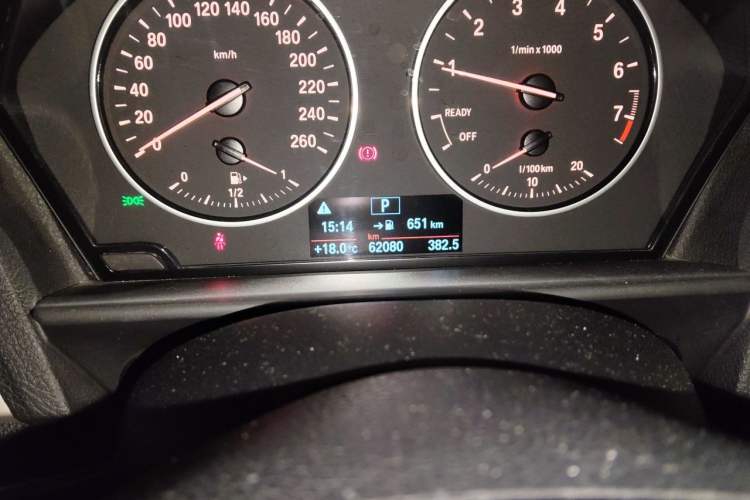 Used BMW 1 Series 2016 118i Leading Model Odometer Close Up