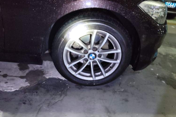 Used BMW 1 Series 2016 118i Leading Model Right Front Wheel Hub
