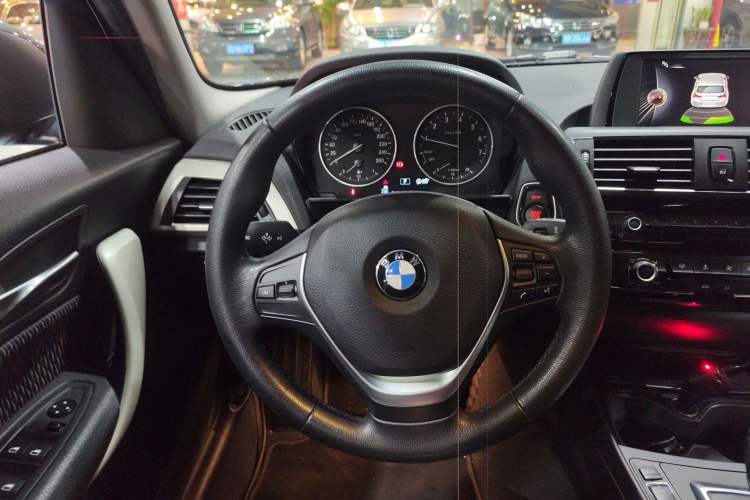 Used BMW 1 Series 2016 118i Leading Model Steering Wheel