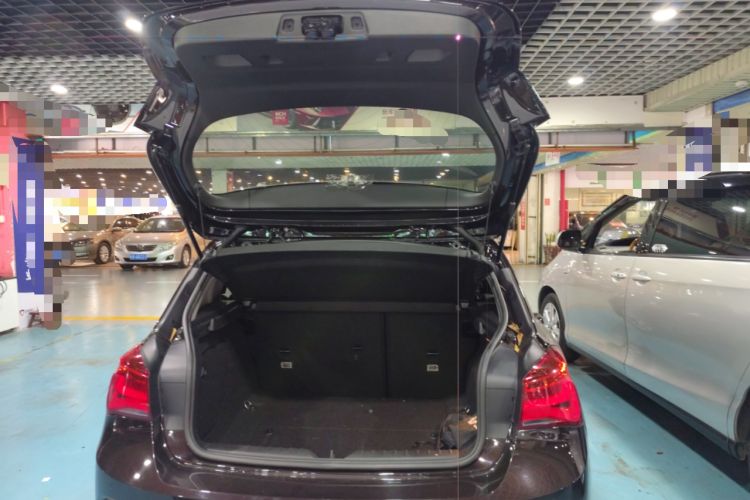 Used BMW 1 Series 2016 118i Leading Model Trunk